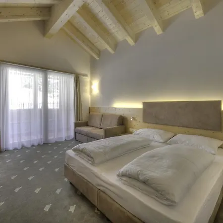 Hotel Rezia La Villa (Trentino Alto Adige)