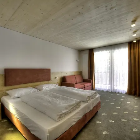 Rezia Hotel La Villa (Trentino Alto Adige)